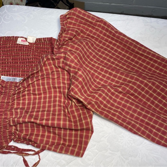 Levi’s Puff Sleeve Plaid Ruched Crop Top Devin Medium Women’s Red Long Sleeve - Picture 12 of 16